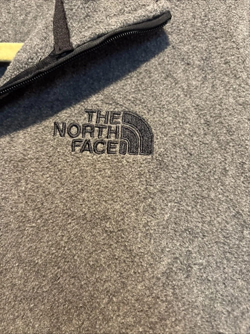 Men’s The North Face Grey Quarter-Zip Fleece Pullover Gray Small